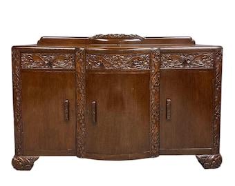 1920s Art Nouveau English Carved Sideboard in Oak