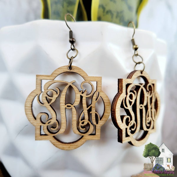 Wooden Monogram Earrings / Personalized Wood Earrings / Circle Monogram Earrings / Monogram Jewelry / Monogram Earrings Wooden