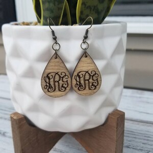 Wooden Monogram Earrings / Personalized Wood Earrings / Circle Monogram Earrings / Monogram Jewelry