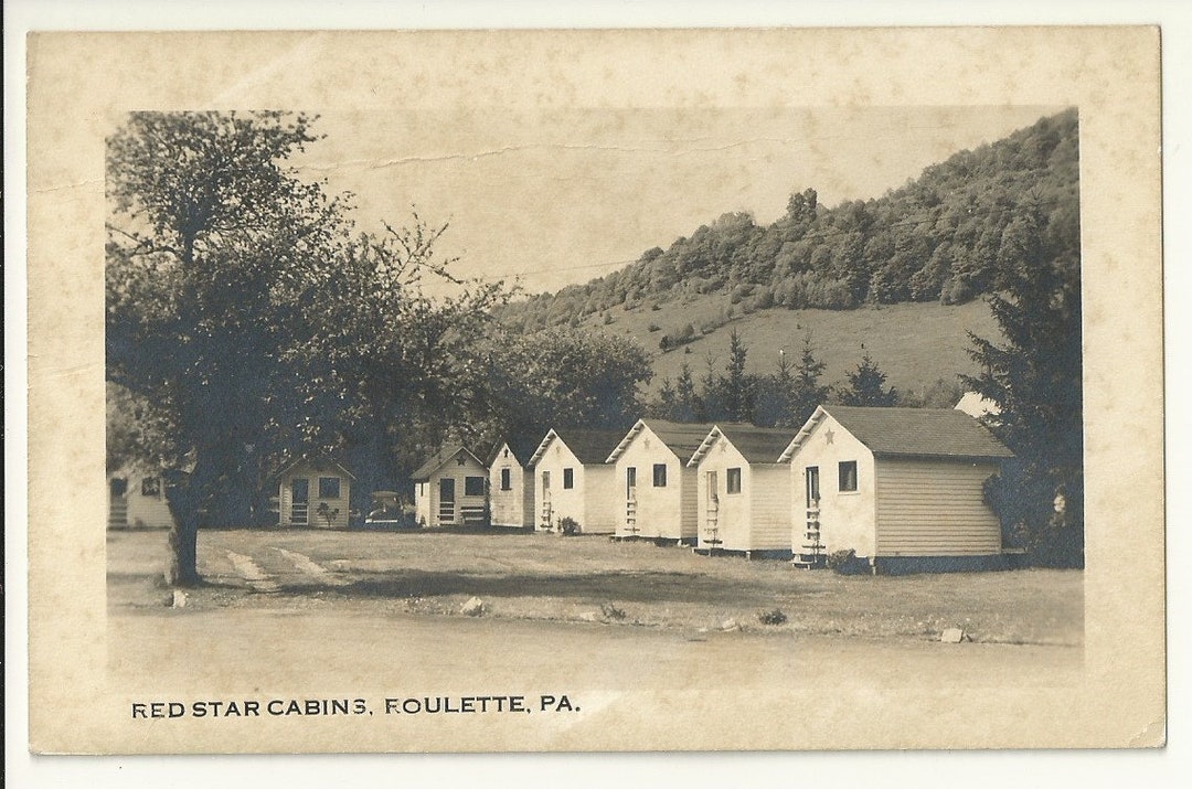 1940s Real Photo RPPC Postcard Red Star Cabins Roulette Near