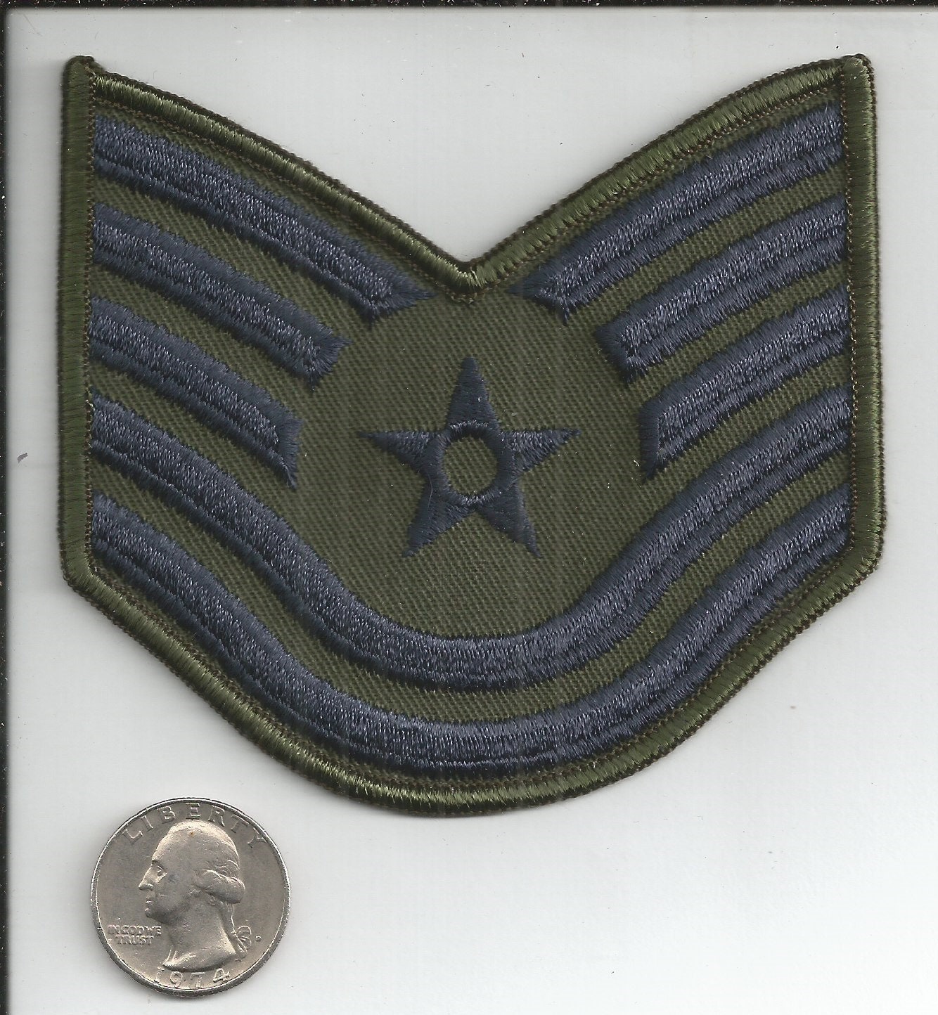 Patch Velcro Militari 2" White Black E-6 E6 SSGT Staff Sergeant Rank Patch Fits For VELCRO® BRAND Loop | Australia Toppa Adidas - Foto 3