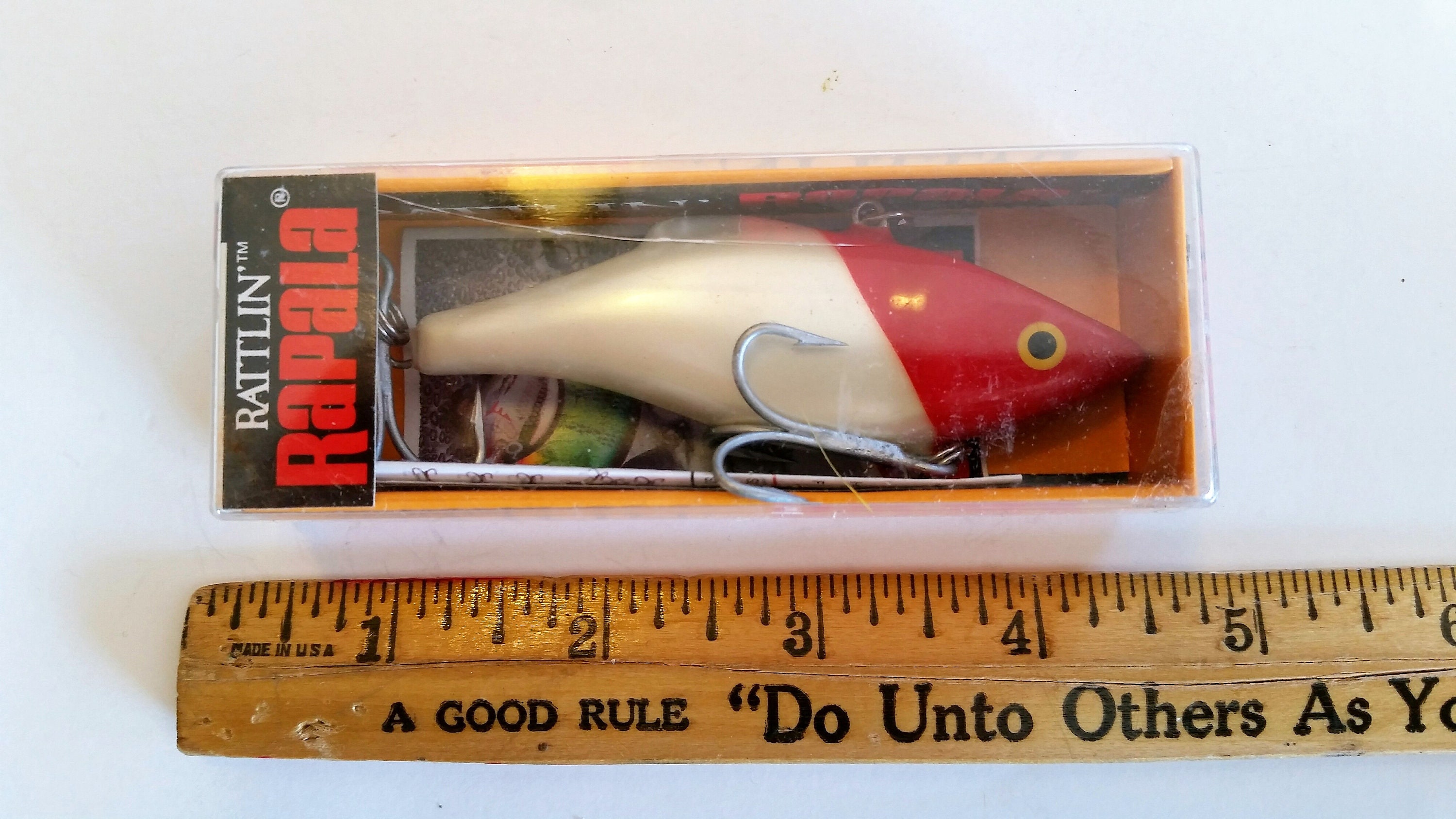Vintage Wooden Fishing Lure: Rapala Rattlin , White/red, Sinking