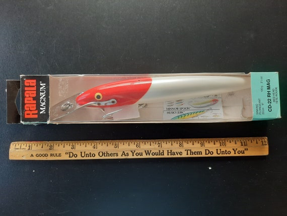 Vintage 1990s Wooden Big Game Lure: Rapala Magnum CD-22 RH MAG, Red/white  Sinking 9, 3 1/2 Oz. Unused in Original Package Rare Find 