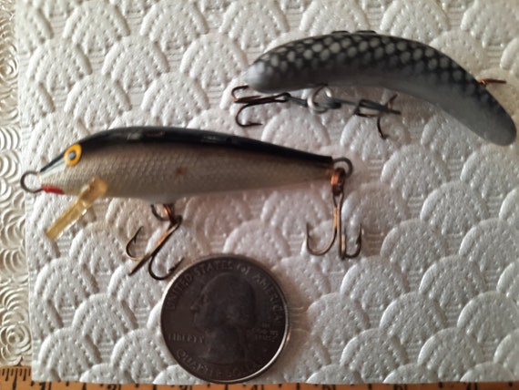 Vintage 1970s Ultra Light Lures Lot of 2: Wooden Rapala Floating Reflective  Black/silver and Helin Flatfish Black/silver Scale F5 