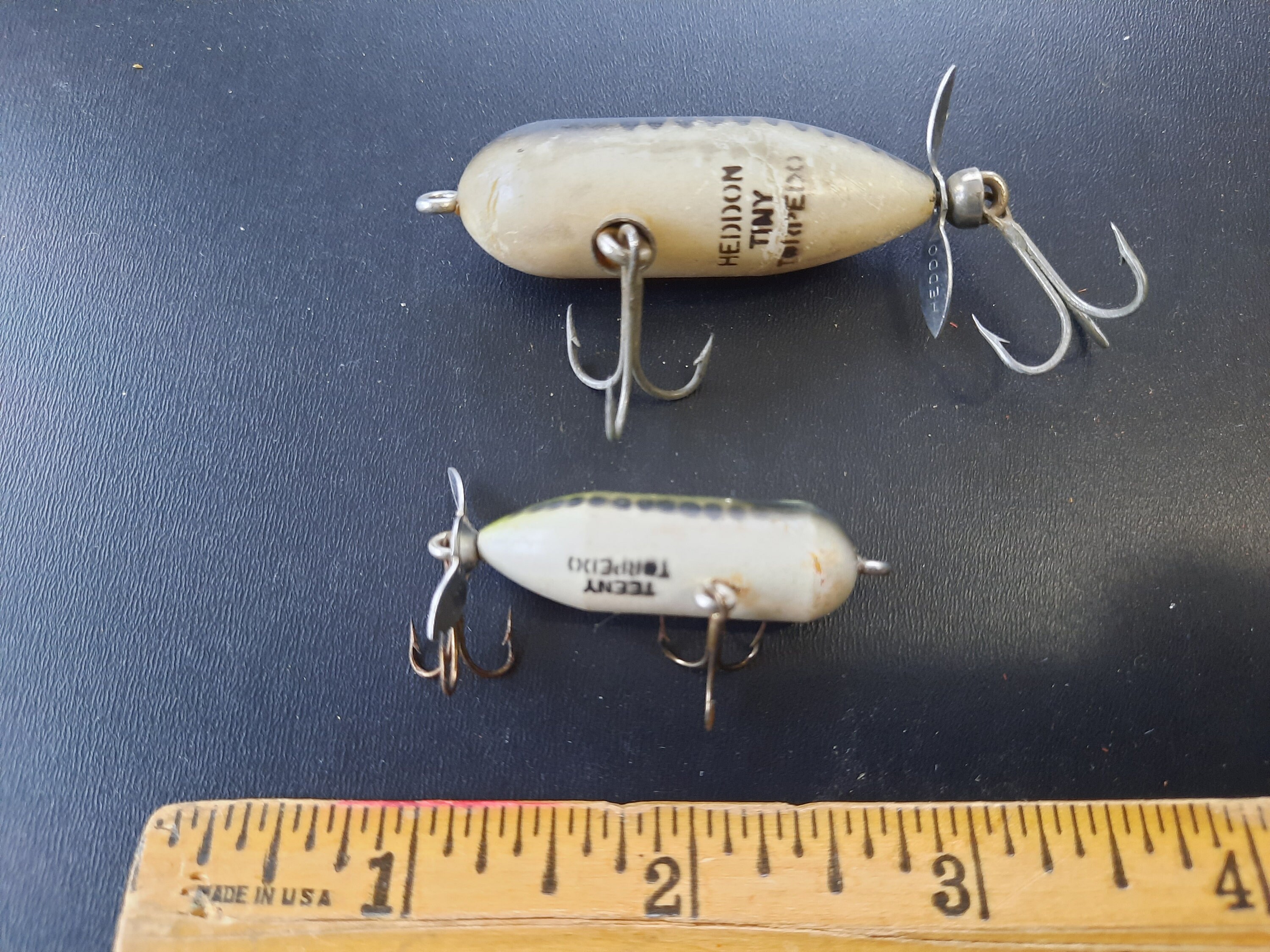 Vintage 1980s Topwater Bass Lures: Lot of 2 Heddon Tiny Torpedo and Teeny  Torpedo, Natural Scale, 2.0, 1/4 Oz., 1.5, 1/8 Oz. -  Canada