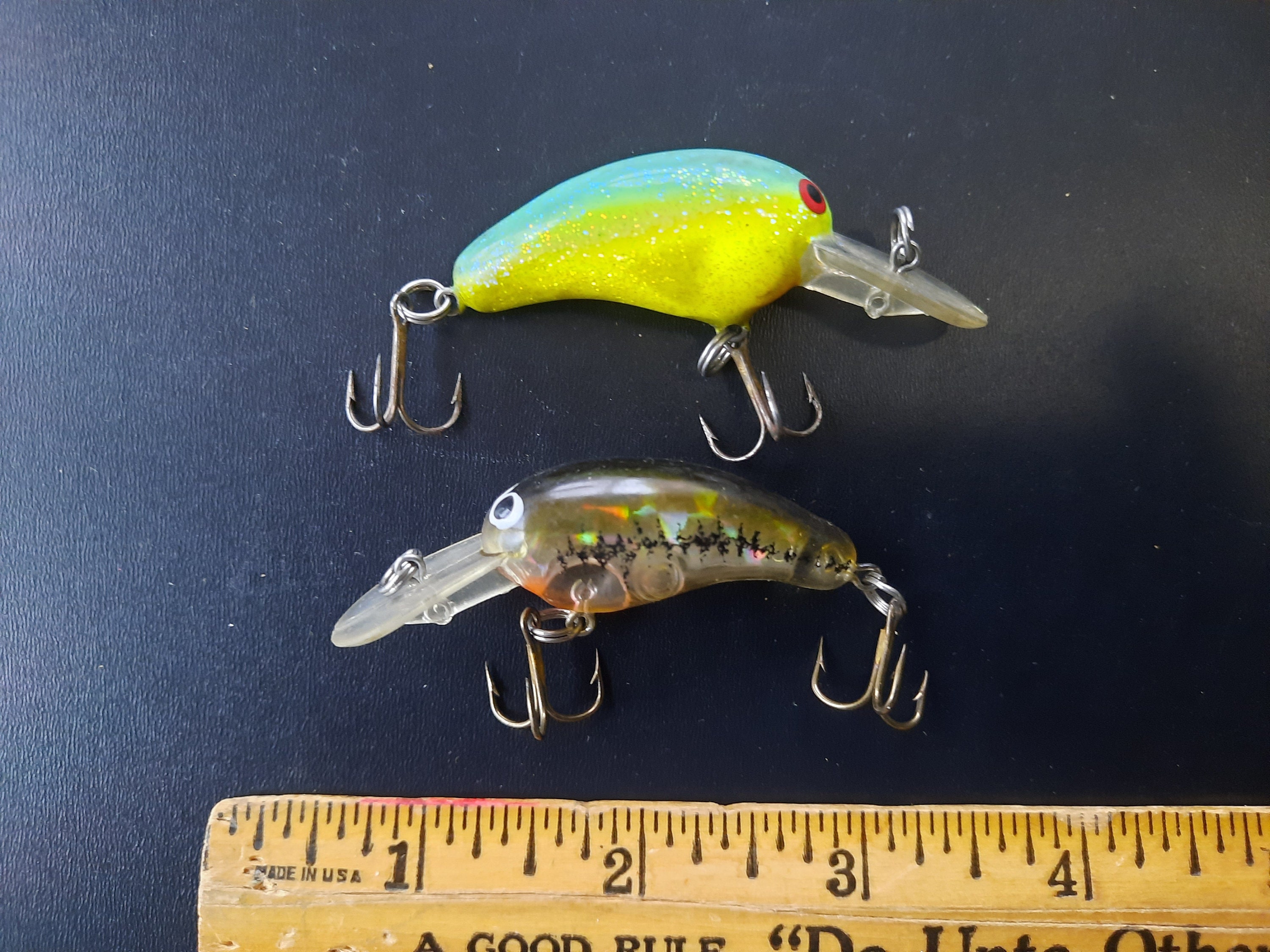 Vintage 1980s Lot of 2 Medium Diving Bass Lures: Fluorescent