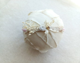 Cream Headband - Classic Hairpiece for Everyday Wear, Handmade headband prop, Newborn props, Newborn tieback props, Baby headband