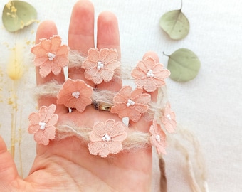 Neutral flower tieback for baby girl, Newborn baby girl flower headband, Newborn prop, Spring photo prop,Baby gil flower halo, Flower crown