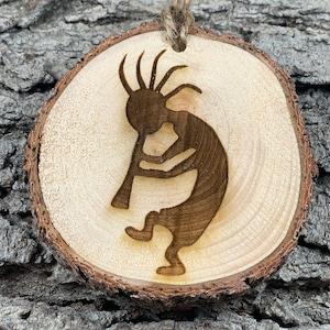 Kokopelli, Sud-ouest, Ornement en bois rustique, Ornement gravé au laser, Ornement en bois de pin, Ornement en pin, Ornement en bois, Ornement au laser