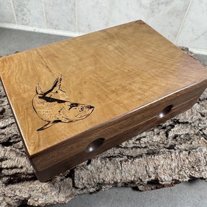 Laser-Engraved Burled Wood Fly Box: Tarpon Design, Fishing Gift