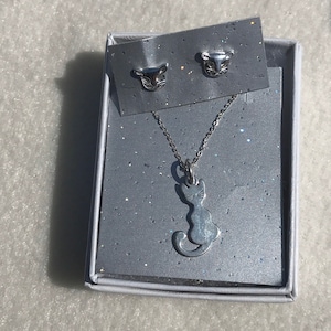 The silver cat jewellery collection