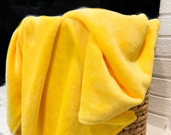 Manta de vellón amarillo limón: extra larga, suave y acogedora.