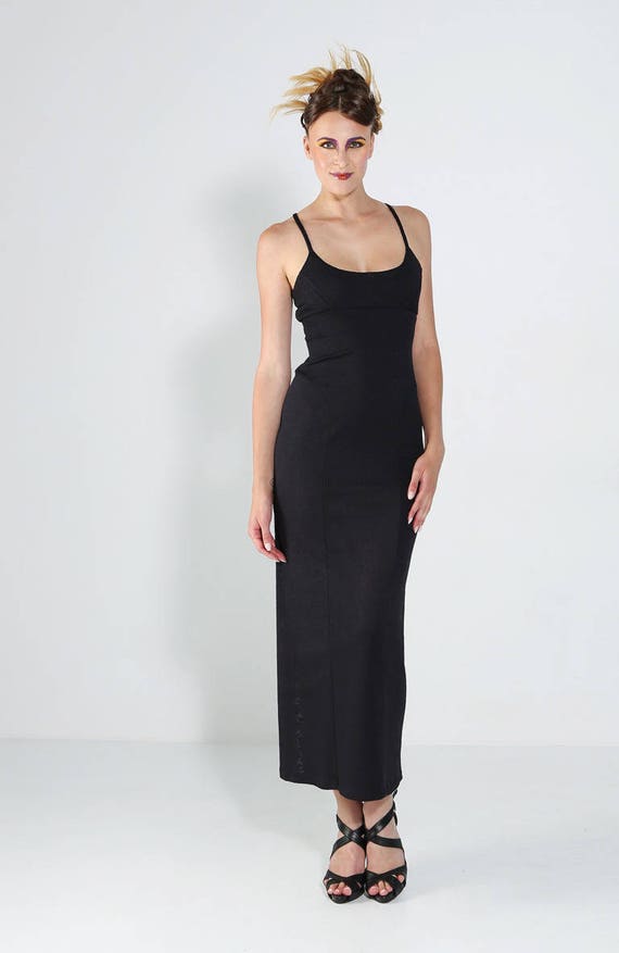 plain black straight dress