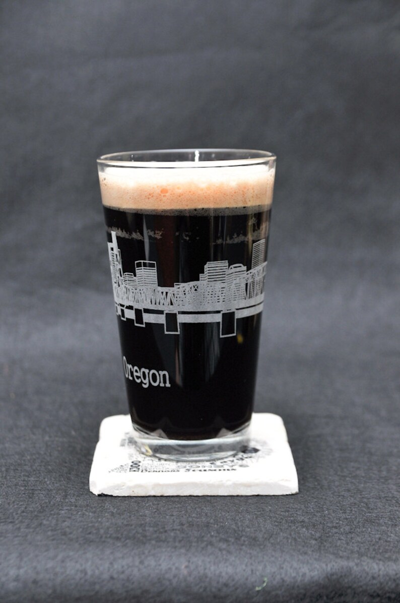 4TheAdventure Downtown City Skyline Beer Pint Glass - Thumbnail 2