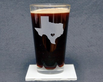Texas TX Beer Pint Glass con ubicación opcional Corazón, estrella o personalización, Regalo estatal de Lone Star, 16 oz, Made in USA