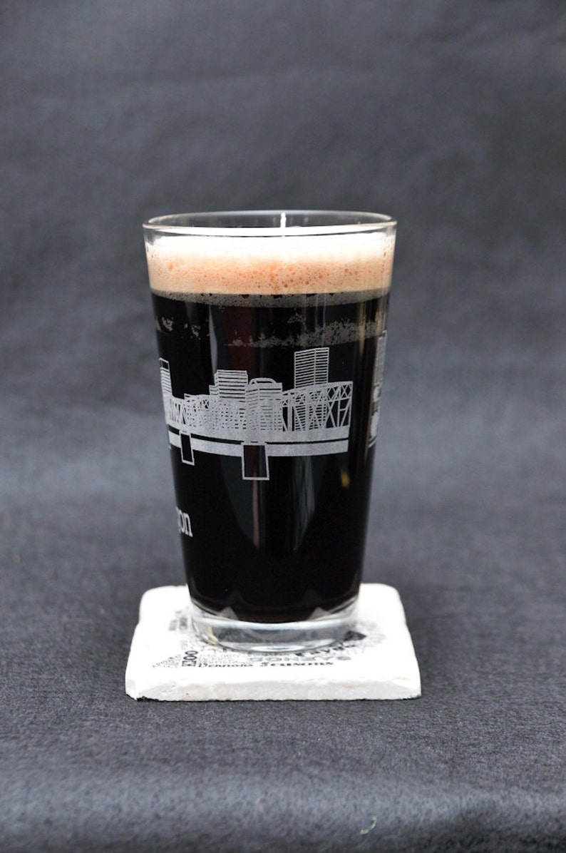 4TheAdventure Downtown City Skyline Beer Pint Glass - Thumbnail 3
