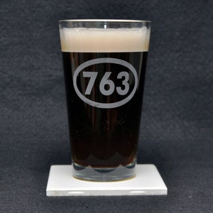 Minneapolis St. Paul Twin Cities MN Minnesota Numer kierunkowy telefonu 763 Szklanka do piwa Etched Beer Pint Glass - Wyprodukowano w USA - Midwest Drinking Ware