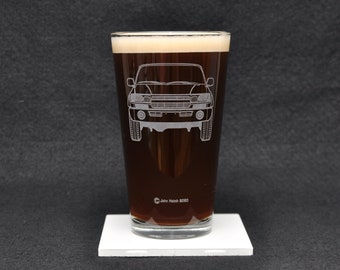 Toyota Land Cruiser FJ80 80 Series 4x4 Off Road Driving Themed Etched Beer Pint Glass Gift, Original Artwork, USA Made, FZJ80 Landcruiser