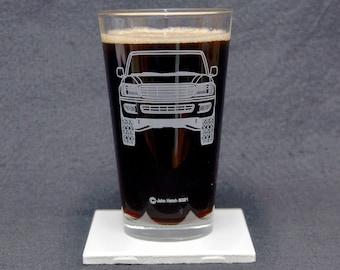 Toyota Land Cruiser FJ100 100 Series 4x4 Off Road Driving Themed Etched Beer Pint Glass Gift, Original Artwork, USA Made, Landcruiser