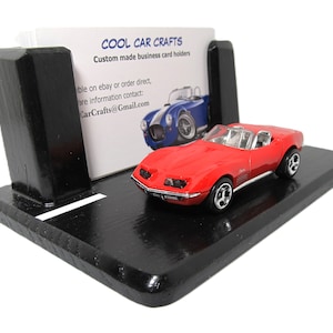 1972 Corvette Stingray convertible visitekaartjeshouder "Street Scene" (3 kleuropties)