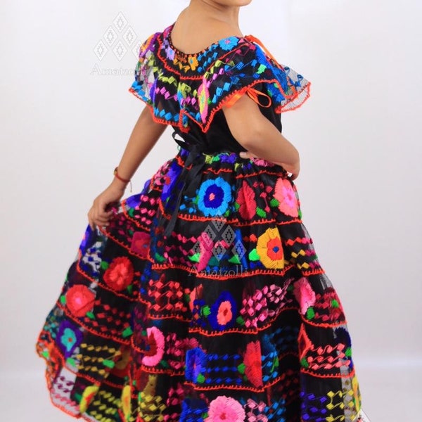 Robe de costume artisanal typique de fleur de Chiapaneca pour fille