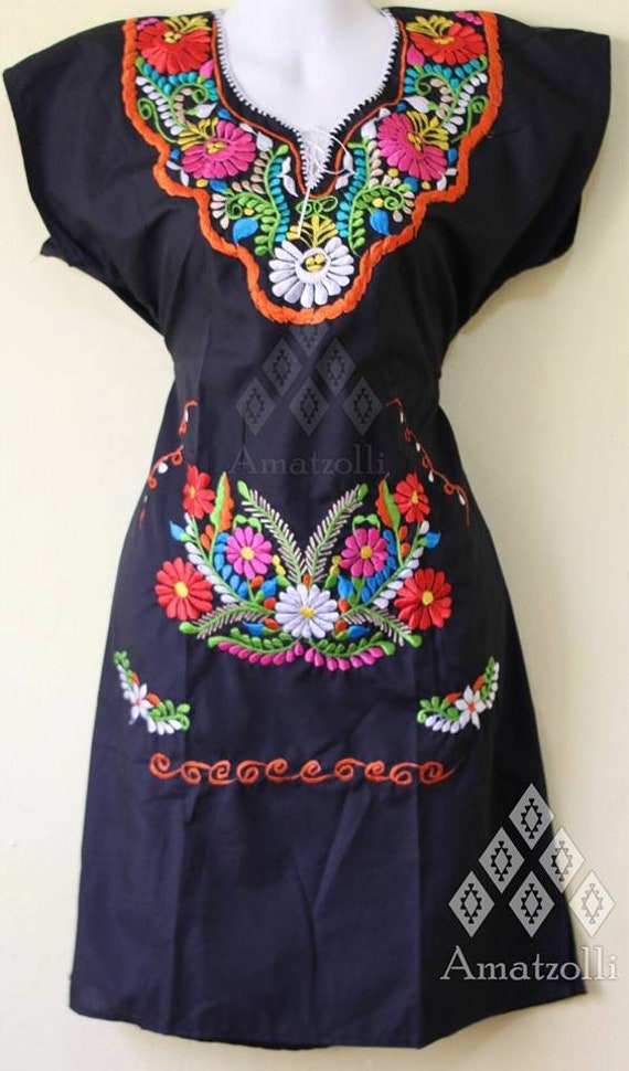 Vestido Típico Mexicano de Manta Bordado modelo Tulipán - Etsy España Vestido Típico Mexicano de Manta Bordado modelo Tulipán - Etsy España