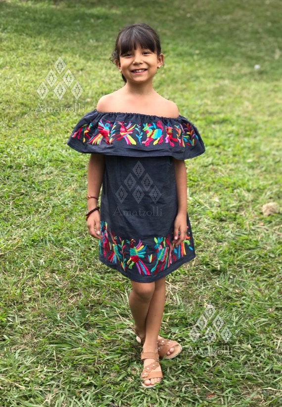 Embroidered mexican peasant dress deals