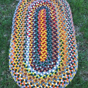 Hand Braided Oval Wool Rug, Multi Colored 36 x 20 image 10