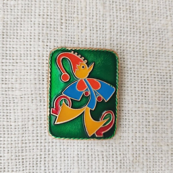 Funny Clown Petrushka badge, Enameled kids pin, Soviet  vintage collectible badge