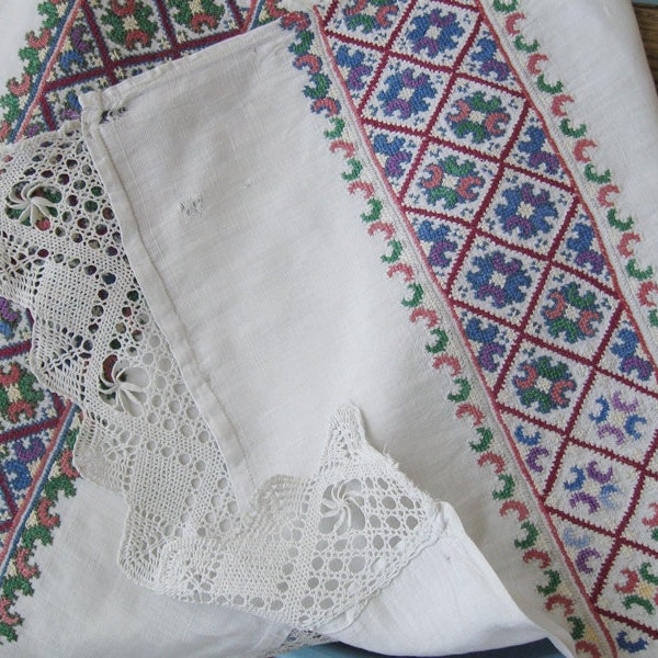 Traditional Ukrainian rushnyk antique сross stitched towel vintage Ukrainian memorabilia