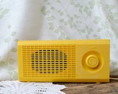 Sunny jaune Vintage Radio fonctionne !