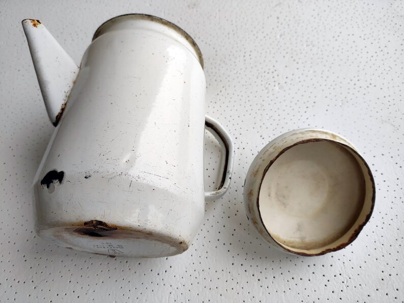 Chipped Enamel Pot, Vintage Rustic Teapot, Retro Enamel Kettle