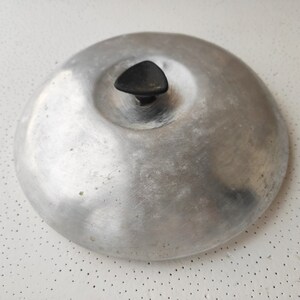 Large aluminum lid for frying pan, 10.6" lid, replacement pot lid