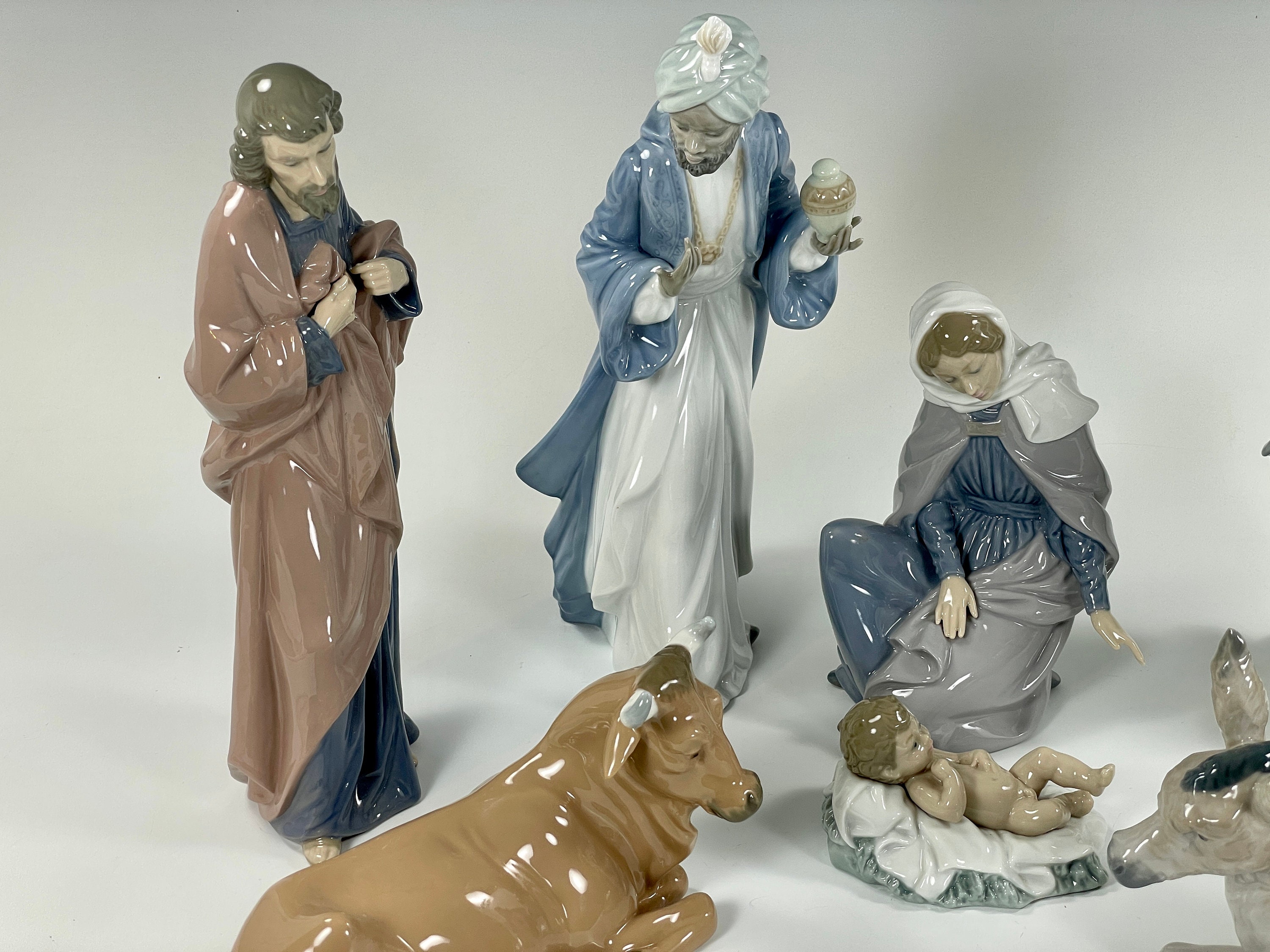 Lladro Nao 8 Piece Nativity Set - Etsy