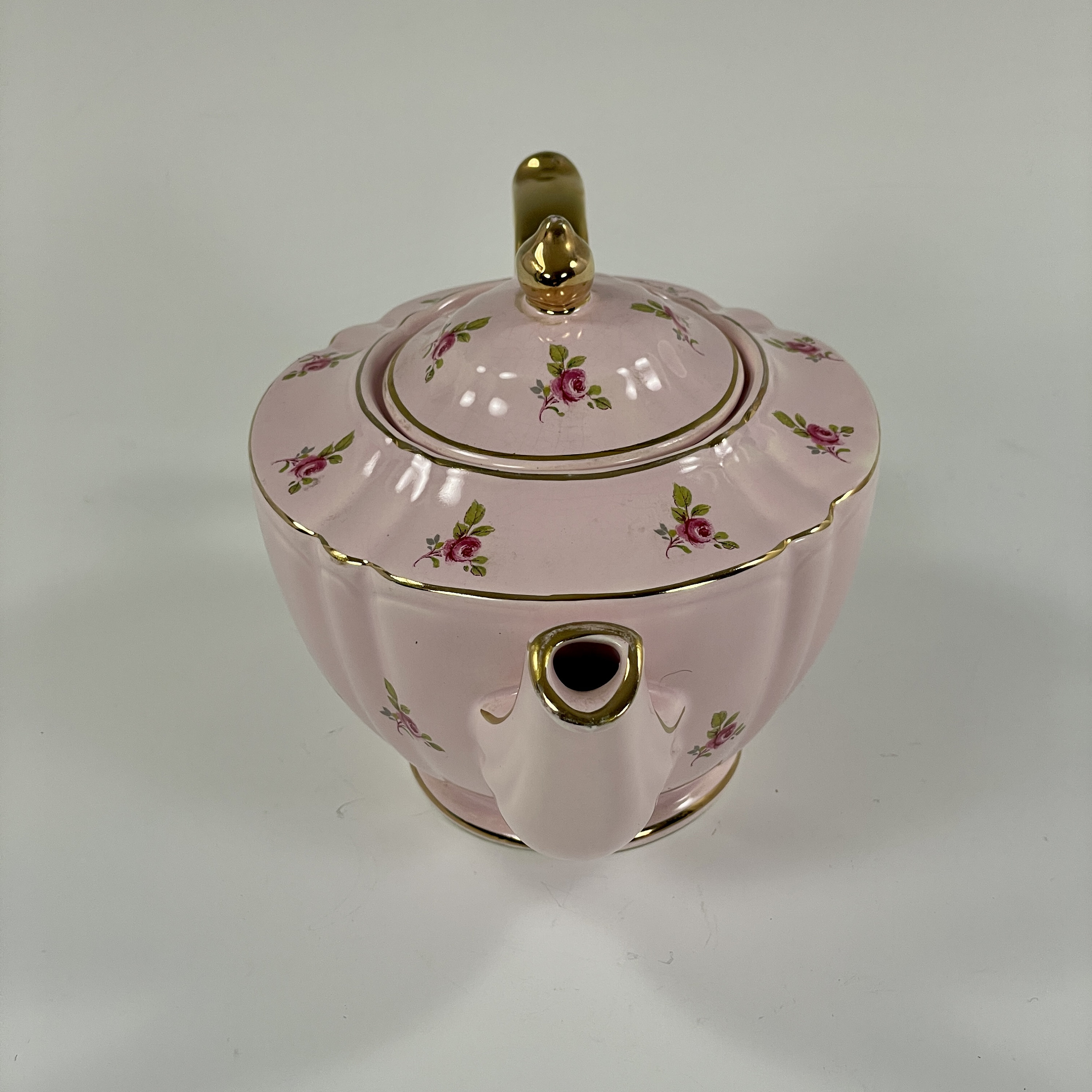 Sadler Pink Teapot With Darker Pink Roses and Gold Trim Pattern 2353