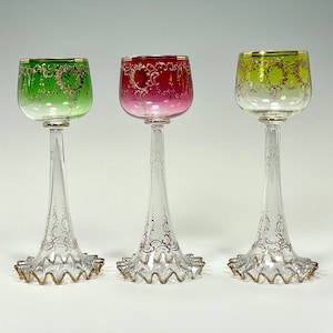 Gilt Decorated Colored Wine Glass With Ruffled Base