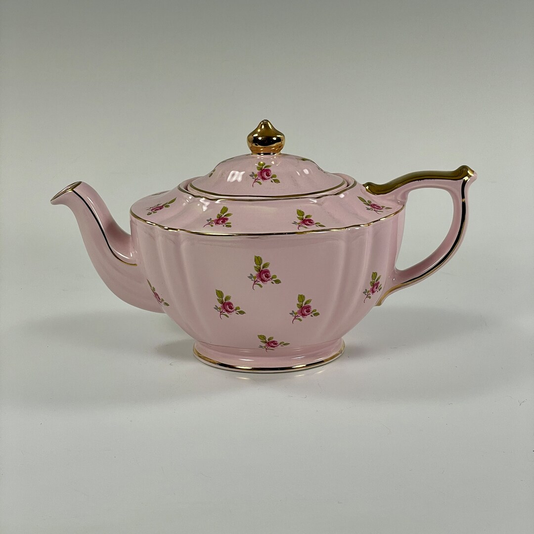 Sadler Pink Teapot With Darker Pink Roses and Gold Trim Pattern 2353