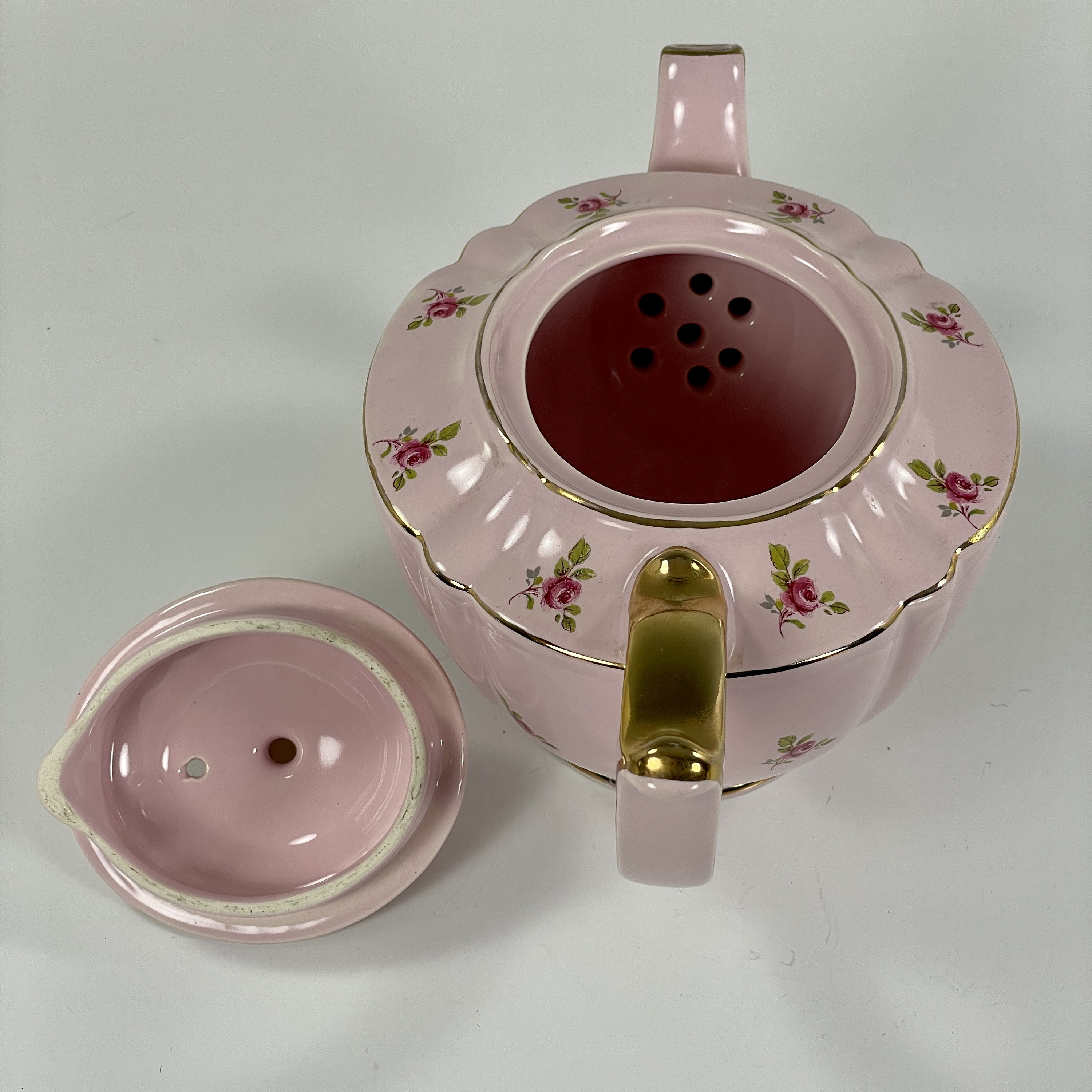 Sadler Pink Teapot With Darker Pink Roses and Gold Trim Pattern 2353