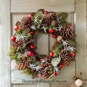 Christmas Door Wreath | Pine Christmas Door Wreath | Christmas Boxwood Wreath | Christmas Gift | Boxwood Berry Wreath