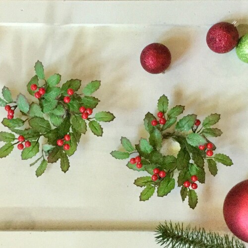 XS Holly Berry Christmas Taper Candle Wreath Christmas Holly Etsy