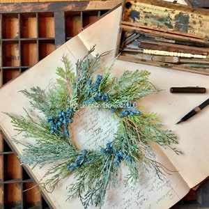 Blue Juniper Christmas Candle Wreath, Blue Candle Wreath, Blue Christmas Decor, Handmade Gift, Table Decorations, Kitchen Cabinet Wreath