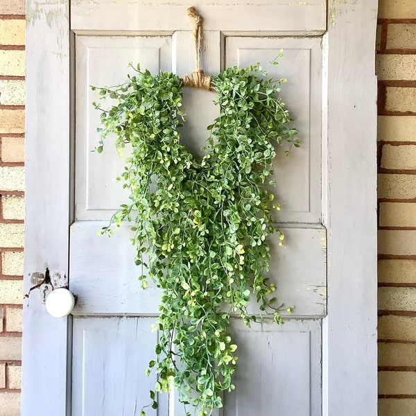 Spring Wreath, Wreath for Front Wreath, Hanging Vine Wreath, Front Door Wreath, Trending Summer Wreath, Door Wreath, Heart Wreath