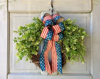 Summer Wreath, Patriotic Boxwood Wreath, Wreath for Door, Everyday Year Round Wreath