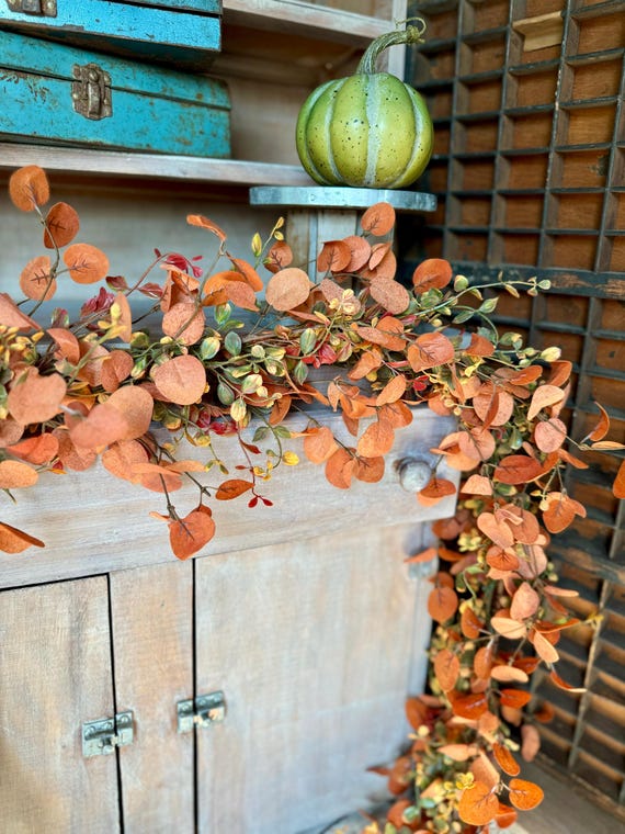 Fall Garland, Rusty Eucalyptus Garland, Autumn Mantle Decor, Thanksgiving Garland, Boho Harvest Decor, Table Centerpiece Garland, 6ft