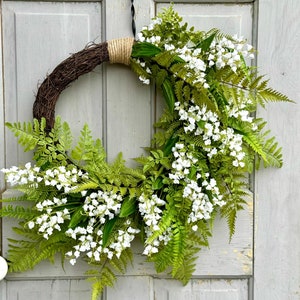 Mothers Day Lily of the Valley Flower Wreath, Vintage Floral Farmhouse Wreath for Door, White Wreath, Mothers Favorite Flower