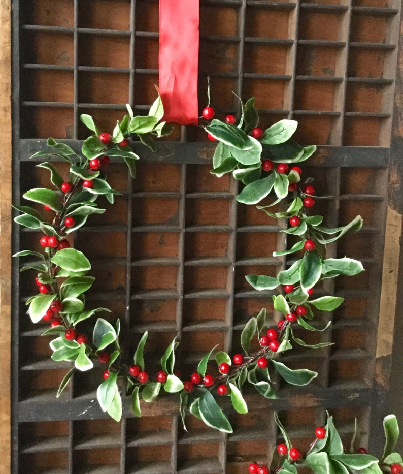 Christmas Mistletoe Wreath Vintage Mistletoe Christmas Candle | Etsy