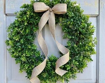 Couronne de buis réaliste, couronne de verdure artificielle de 18 pouces, couronne d'été, couronne de porte, décoration extérieure toute l'année