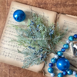 Set of Blue Juniper Branch, Winter Blue Juniper Pick, Pine Berry Candle Wreath, Vintage Style Christmas, Juniper Pine Wreath