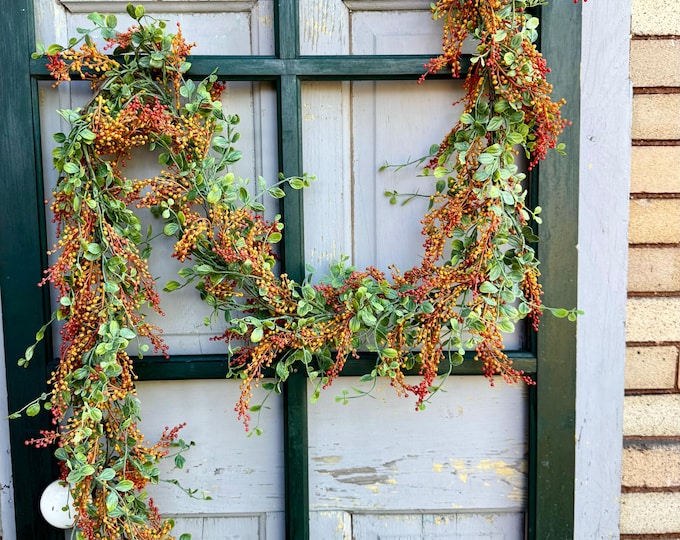 Fall Berry Garland, Thanksgiving Table Runner, Harvest Decor, Fall Centerpiece,