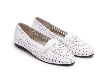 Vintage 1990s White Huaraches, Woven Leather 80s 90s Slip On Shoes by Sandler of Boston size 6M
